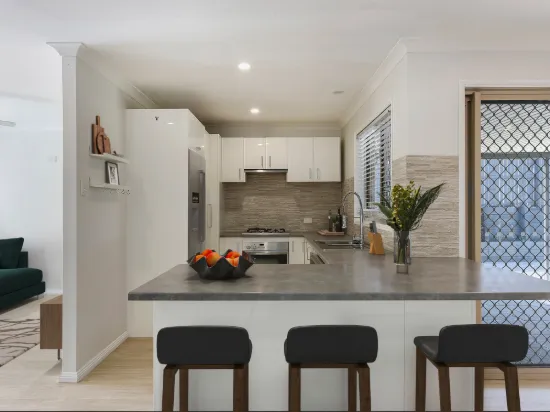 94 Torquay Crescent, Tingalpa, Qld 4173