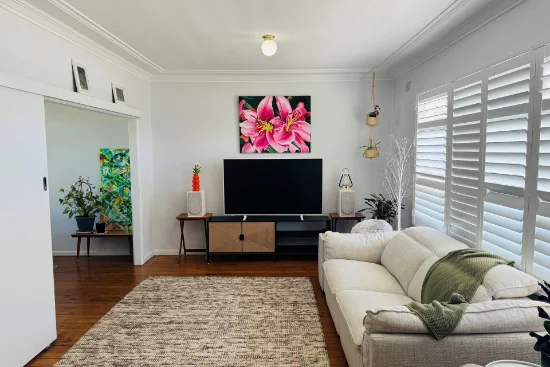 94 Wallarah Road, Gorokan, NSW 2263