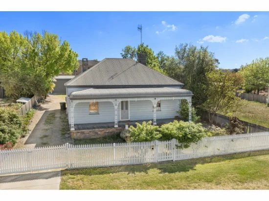 95 Jeffrey Street, Armidale, NSW 2350