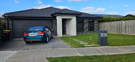 95 PLUMPTON ROAD, Diggers Rest, Vic 3427