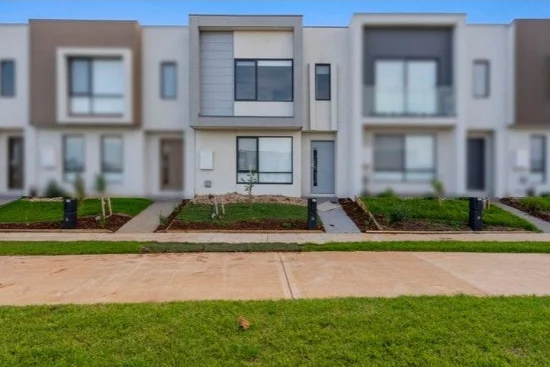 957 Morris Road, Truganina, Vic 3029 - For Rent
