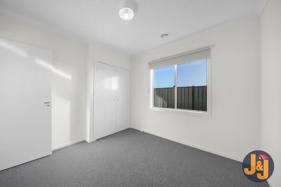 96 Brown Boulevard, Donnybrook, Vic 3064-Image