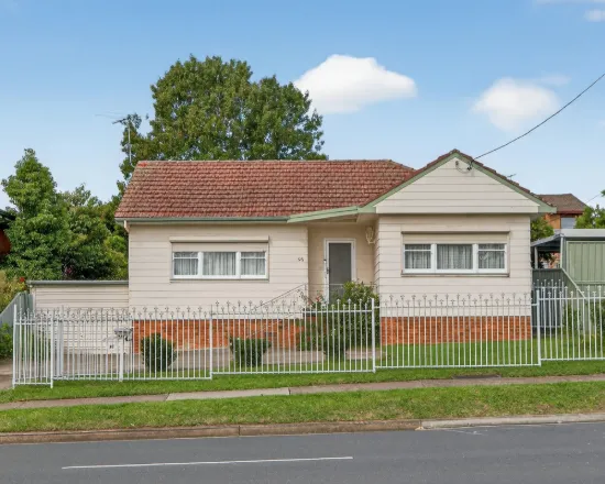 96 Canterbury Road, Glenfield, NSW 2167