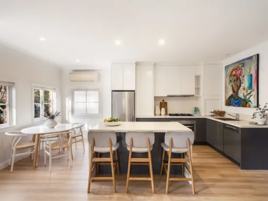 96 Wyadra Avenue, Freshwater, NSW 2096
