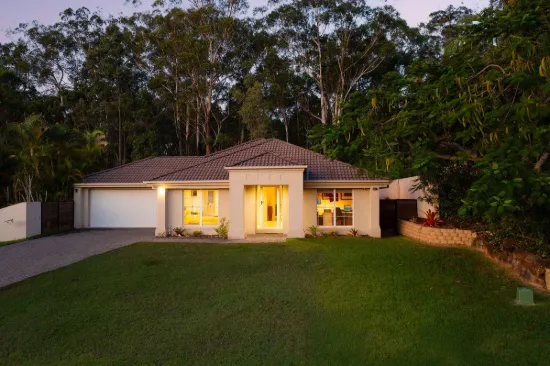 97 Arun Drive, Arundel, Qld 4214
