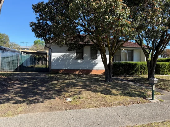 97 Willan Dr, Cartwright, NSW 2168 - For Rent
