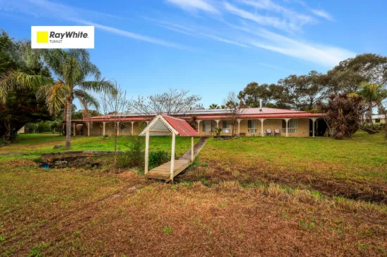 98-102 Blowering Road, Tumut, NSW 2720