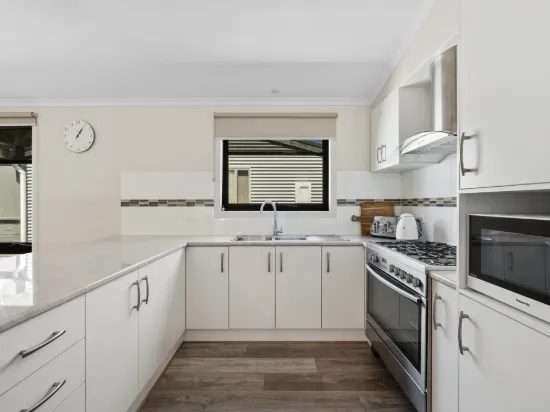 98/13 Bushlands Road, Tocumwal, NSW 2714-Image
