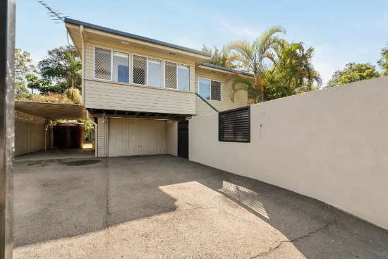 98 Alexandra Street, Sandgate, Qld 4017