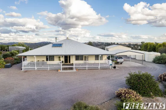 98 Cobby Road, Glan Devon, Qld 4615