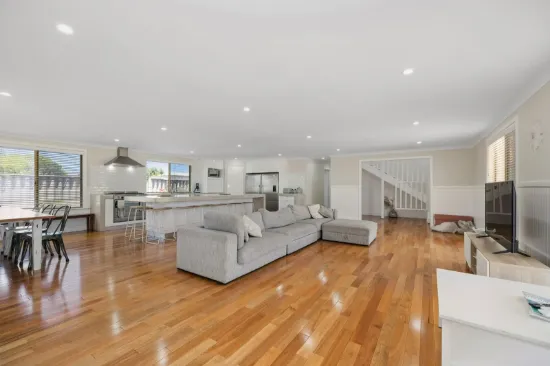 98 Gingin Road, Lancelin, WA 6044