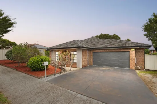98 Golf View Drive, Craigieburn VIC 3064-Image