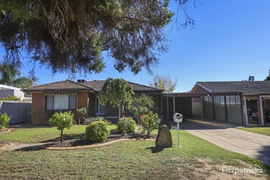 98 Vincent Road, Lake Albert, NSW 2650