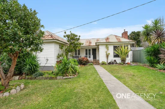 98 West Birriley Street, Bomaderry, NSW 2541