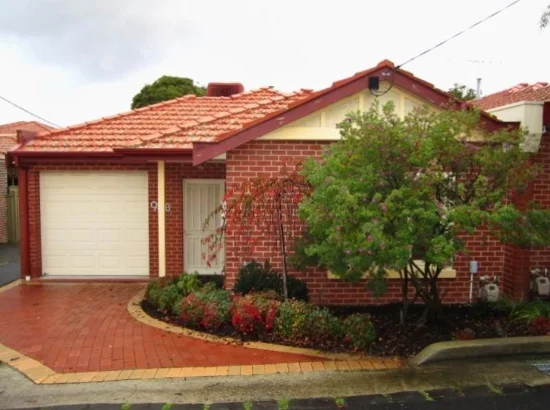 98B Marshall Street, Ivanhoe, Vic 3079 - For Rent