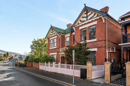 99 Hampden Road, Battery Point, Tas 7004