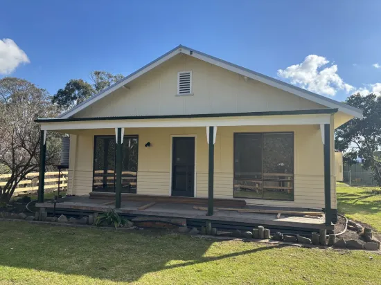 99 Main Street, Newry, Vic 3859