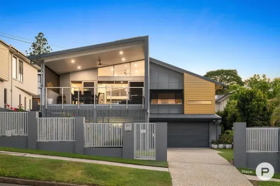99 Martha Street, Camp Hill, Qld 4152