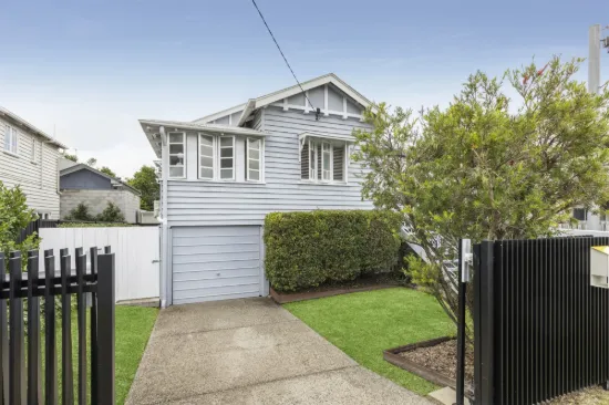 9A Bradley Avenue, Kedron, Qld 4031