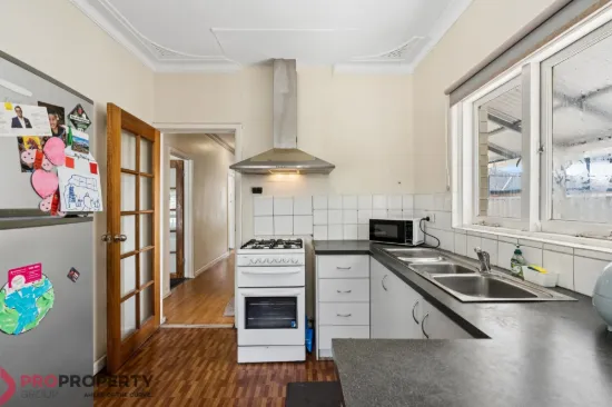 9A Cranwell Street, Thornlie, WA 6108
