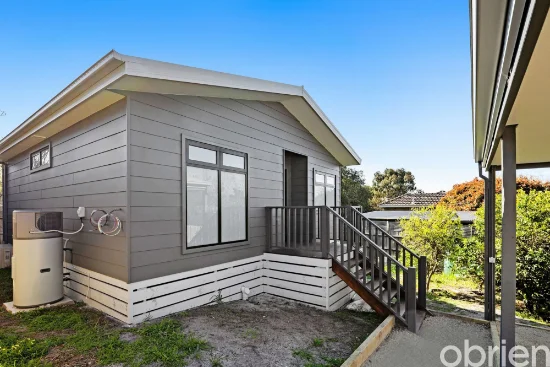 9A Leawarra Parade, Frankston, Vic 3199