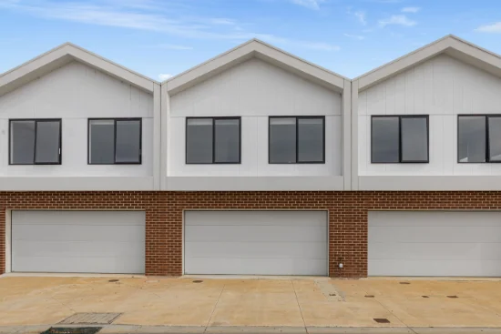 A/19 Wetland Circuit, Hampton Park, Vic 3976