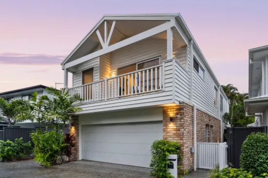Lot 1/4 Teresa Lane, Labrador, Qld 4215