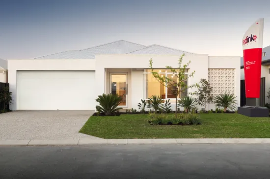 LOT 940 MOOROOKA PARKWAY, Bushmead, WA 6055