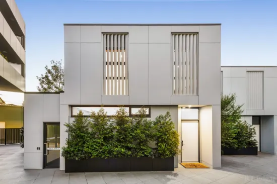 Residence 5/663 Malvern Road, Toorak, Vic 3142