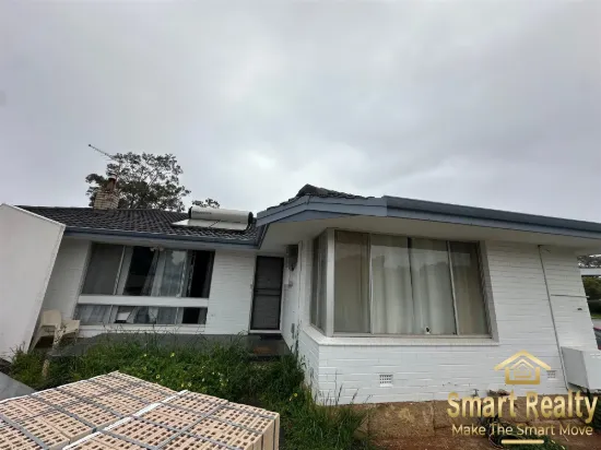 Room 1 / 44  Cabarita Road, Armadale, WA 6112