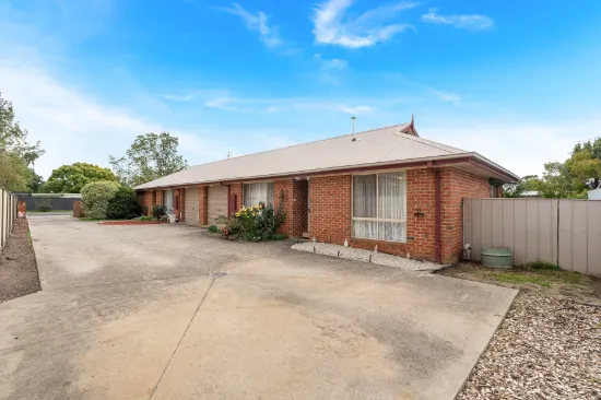 Unit 2/12 Victoria Street, Kyneton, Vic 3444