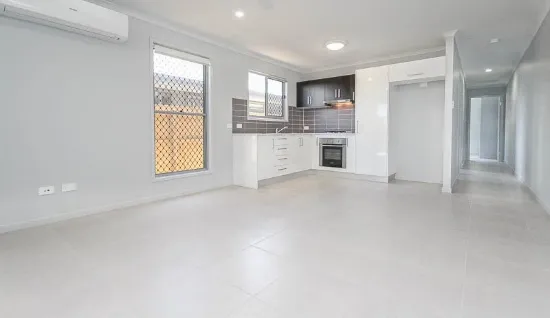 unit 2/26 Chestnut Cres, Caloundra West, Qld 4551