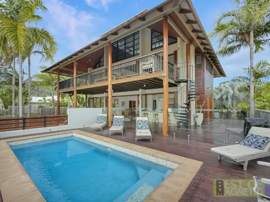 'Villa Kembali'/19 Pacific Drive, Horseshoe Bay, Qld 4819