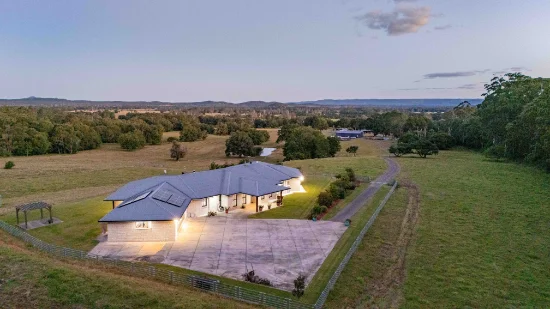 Wingara 81 Heath Road, Stanmore, Qld 4514