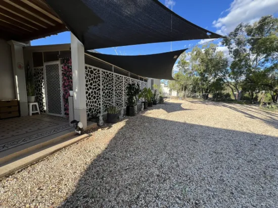 WLL14996 Lightning Ridge, Lightning Ridge, NSW 2834