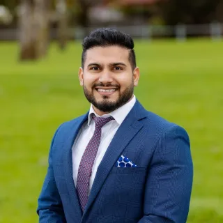Hunny Sharma - Real Estate Agent