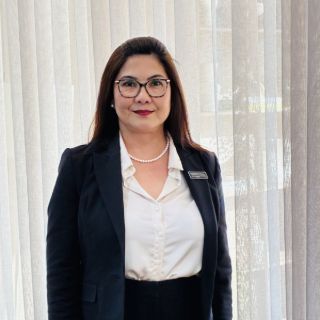 Hwee Hall - Real Estate Agent