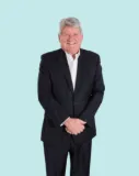Ian  Hutchison - Real Estate Agent From - Lally Real Estate