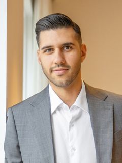 Igor Curvello - Real Estate Agent