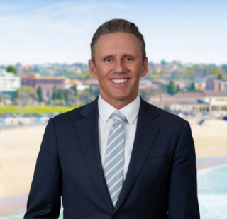 Ian Wallace - Real Estate Agent