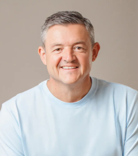 Stephen Hollyer - Real Estate Agent