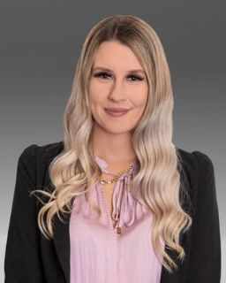 Krystal Wagstaff - Real Estate Agent