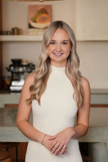 Maisie  Healy - Real Estate Agent at Remax Aspire