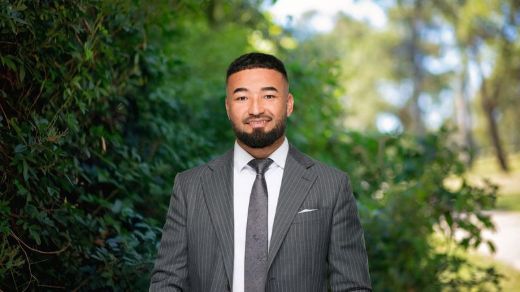 Nadir Rezai - Real Estate Agent at RE/MAX Revolution - Shailer Park