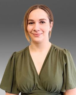 Natasha Smith - Real Estate Agent