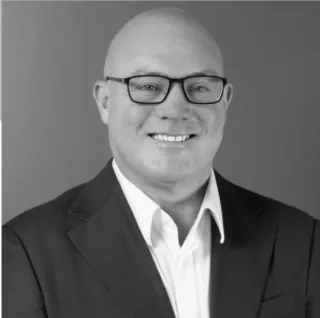Nik Jones - Real Estate Agent