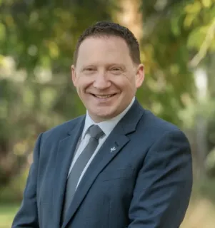 Justin Ross - Real Estate Agent