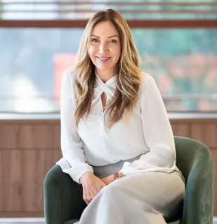 Vicki Lamb - Real Estate Agent