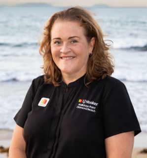 Julie Castle - Real Estate Agent