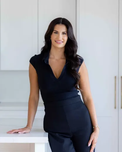 Claudia Young - Real Estate Agent at LJ Hooker Southern Gold Coast
